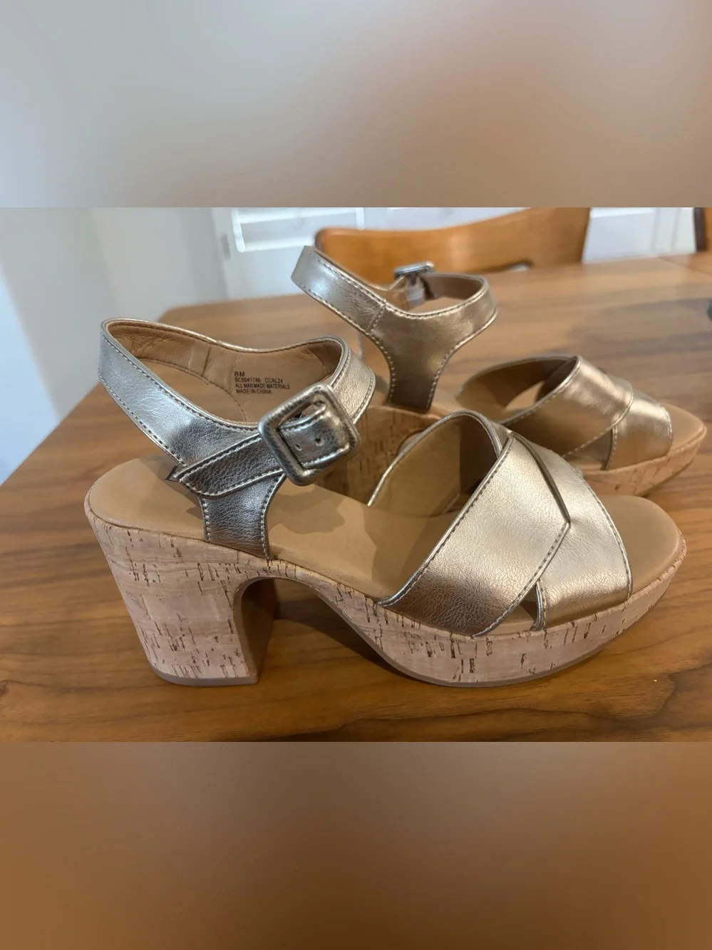 BOC, Metallic Gold Women's Cork Platform Sandals, 8, GUC